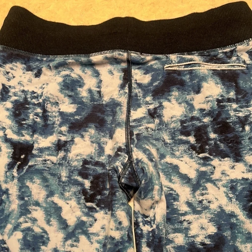 Lululemon No Sweat Pants joggers track pants zip up size 8 or size M medium